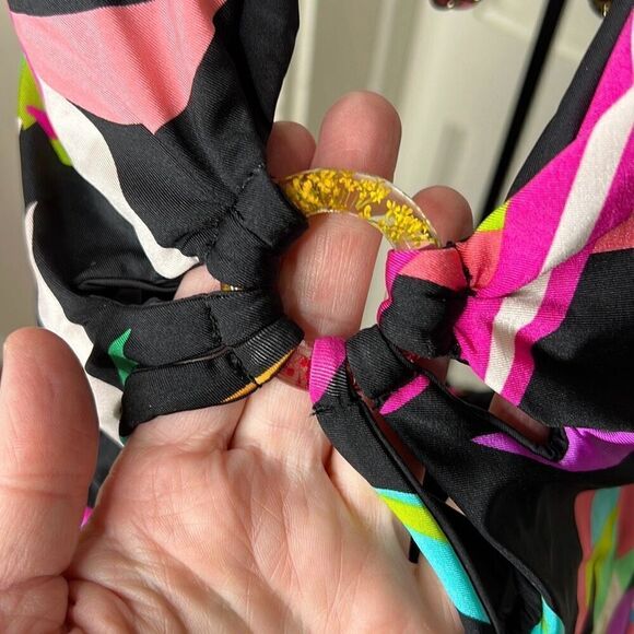 Trina Turk BIRDS OF PARADISE CUT MAILLOT One Piece Swimsuit NWT Size 2 - Picture 5 of 10